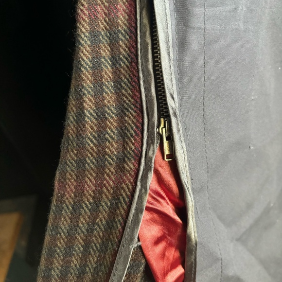 Vintage Trench Coat - Picture 8 of 9